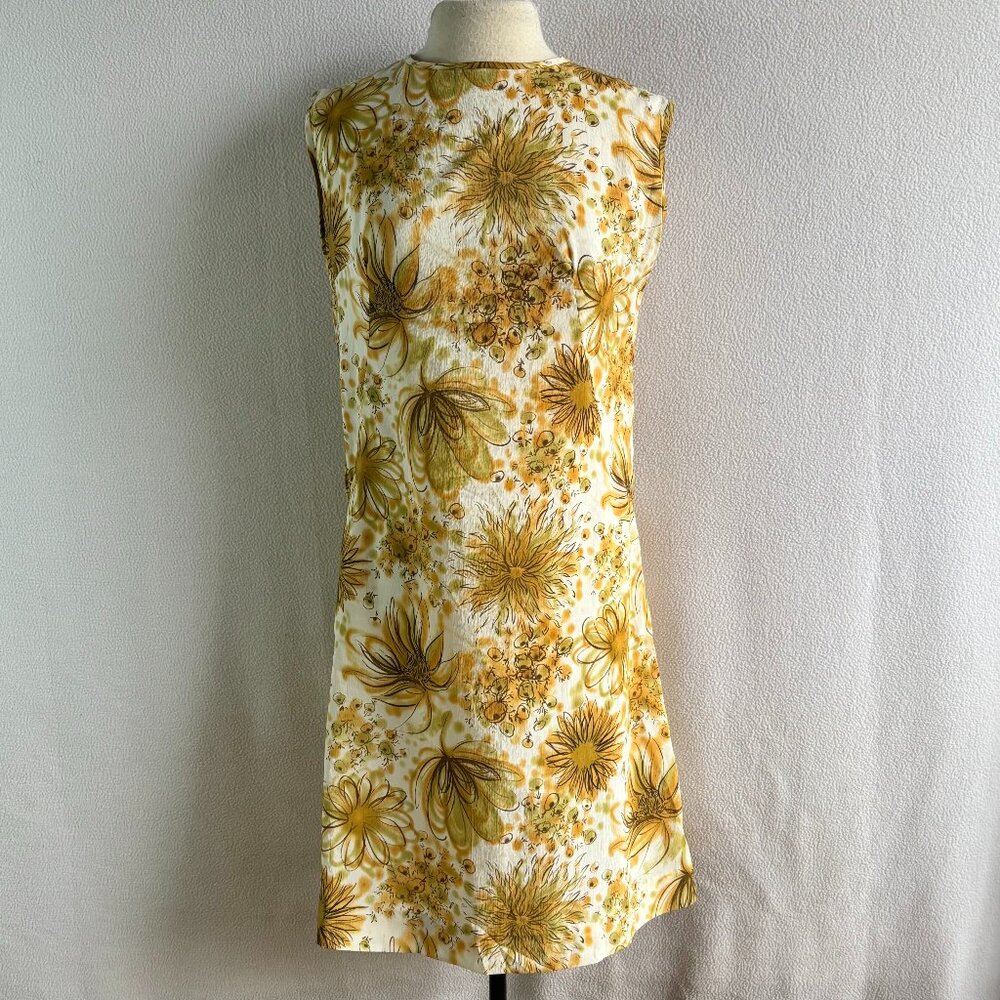 1960s Mod Floral Print Sleeveless Shift Dress